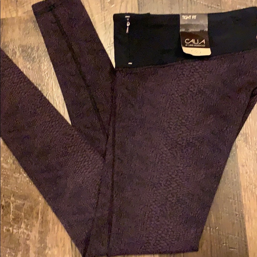 NWT CALIA by Carrie Underwood Pants